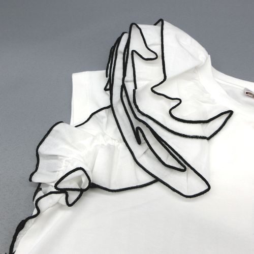 ショルダーフリル・AMOREカットワークTシャツ&バイシクルデザインのミディ丈スカートSet
