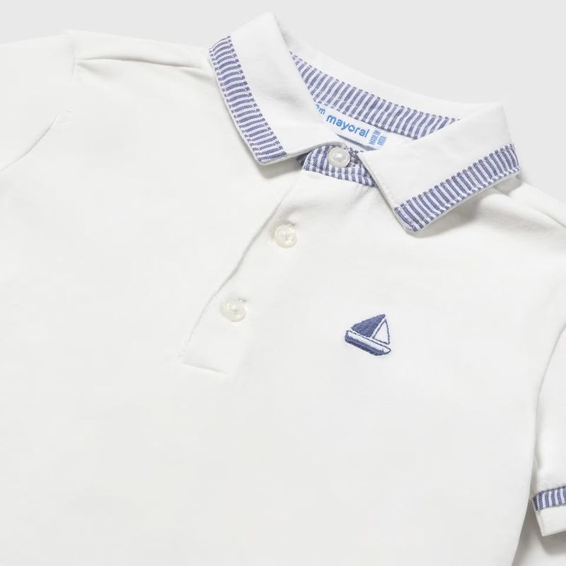 ヨットお刺しゅうのポロシャツ