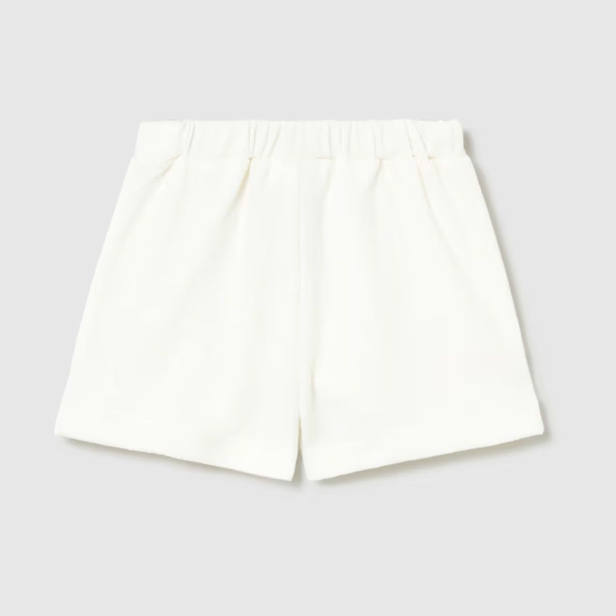 波ブレードポケットのショートパンツ