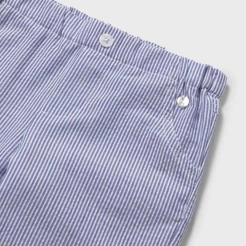 シアサッカー生地のロングパンツ