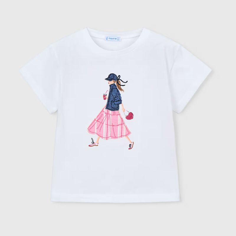 オシャレなお出掛けスタイルＴシャツ