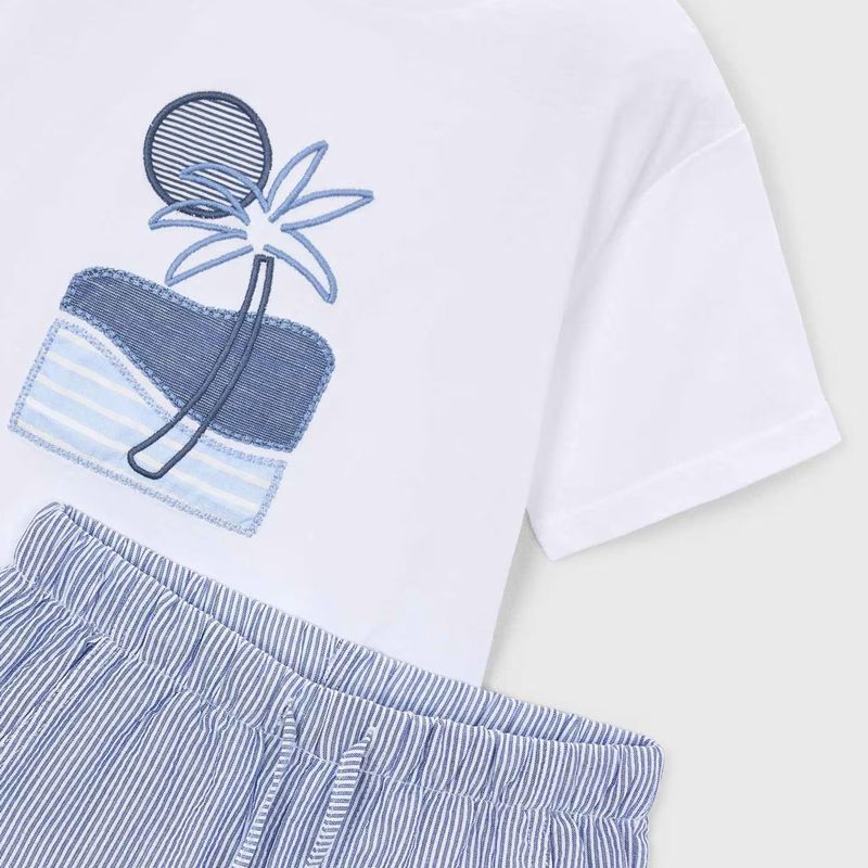 爽やかなサマースタイルのＴシャツ＆バミューダSet