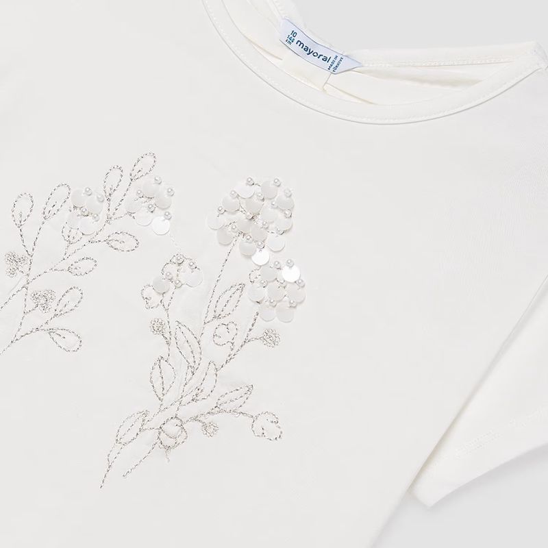 スタッズフラワーのＴシャツ