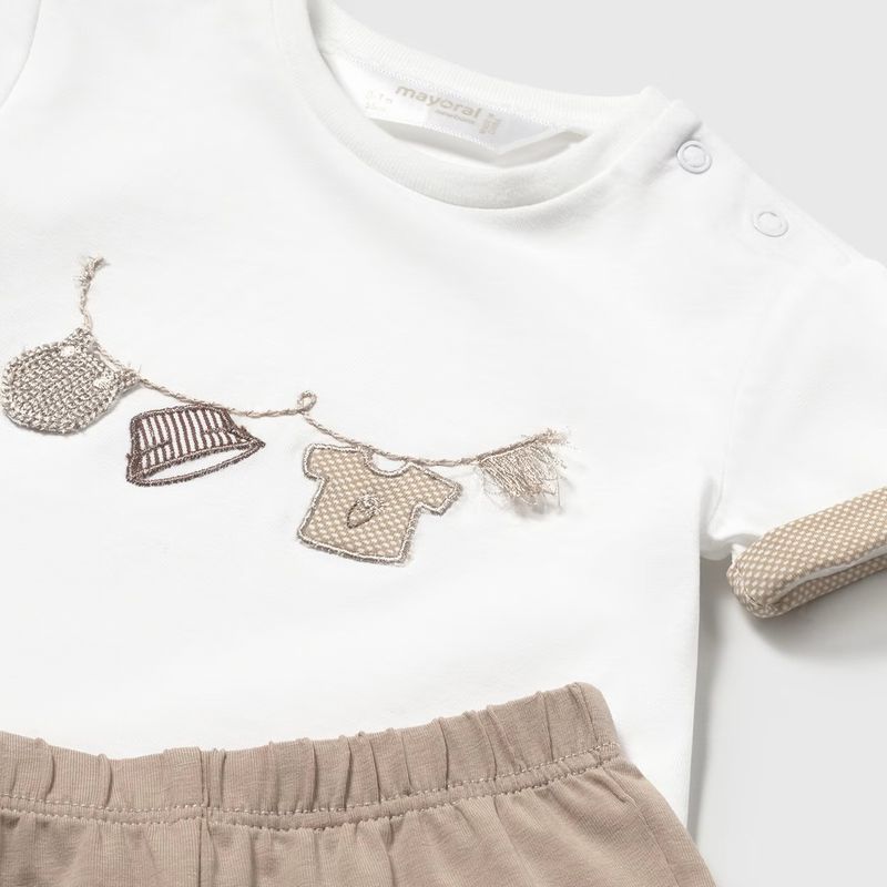 可愛いベージュモチーフのＴシャツ＆パンツSet/A