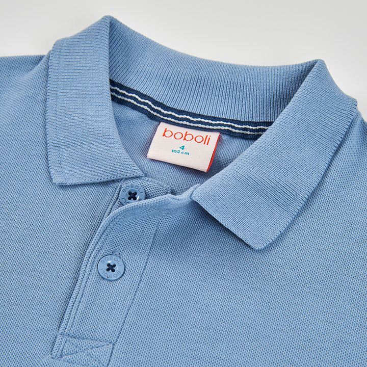 ボートクラブのブルーポロ