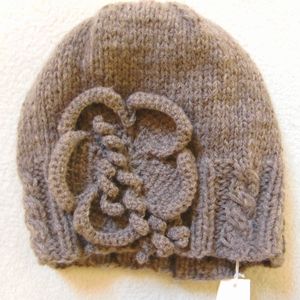 お花のニットお帽子(ブラウン)