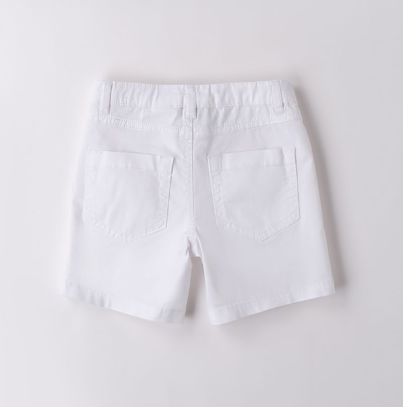 プレーンなショートパンツ