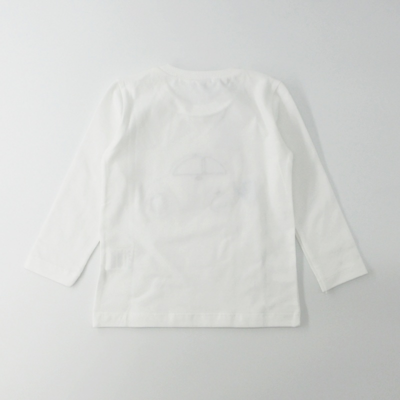 ブルーチェックカーのTシャツ