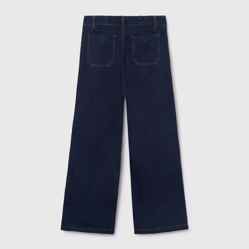 ストレッチデニムのロングパンツ