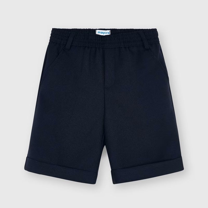 スクールスタイルのネイビーハーフパンツ