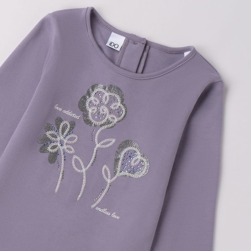 ラベンダーカラー・フラワーモチーフのＴシャツ
