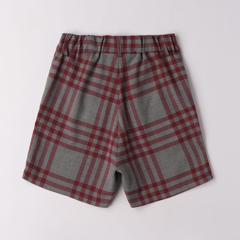 ボルドーチェックのキュロットパンツ
