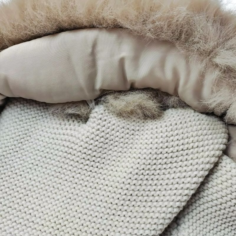 素敵なファー付きフードのニットコート/LG