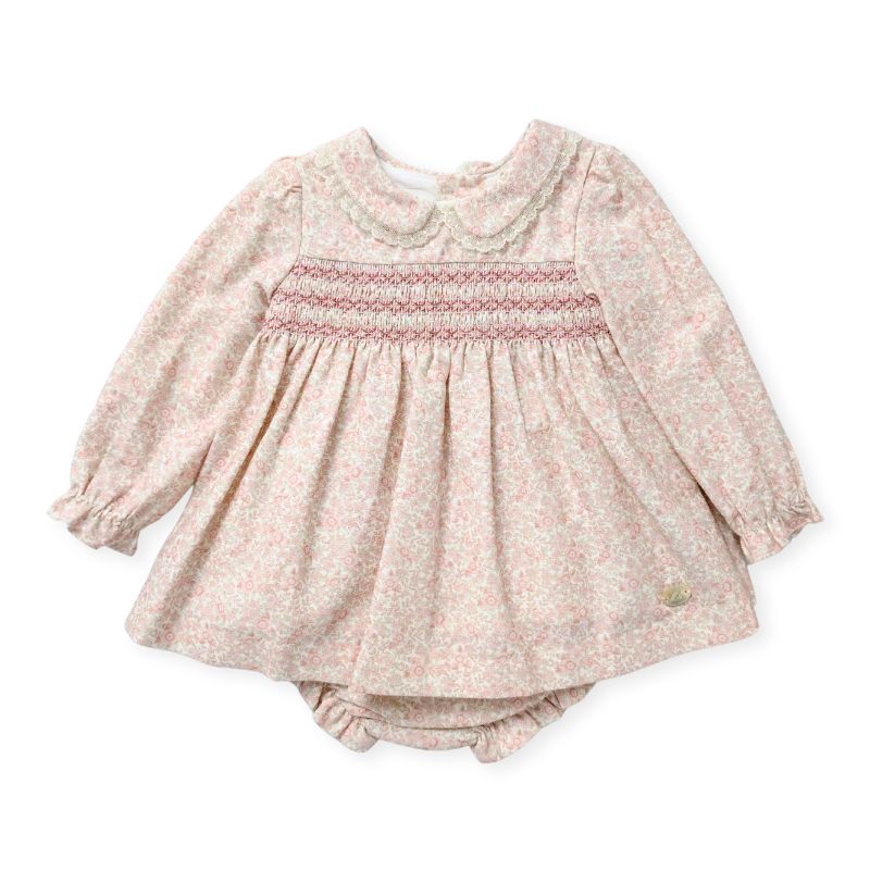 優しいピンクフラワーのスモッキングワンピース＆ブルマ