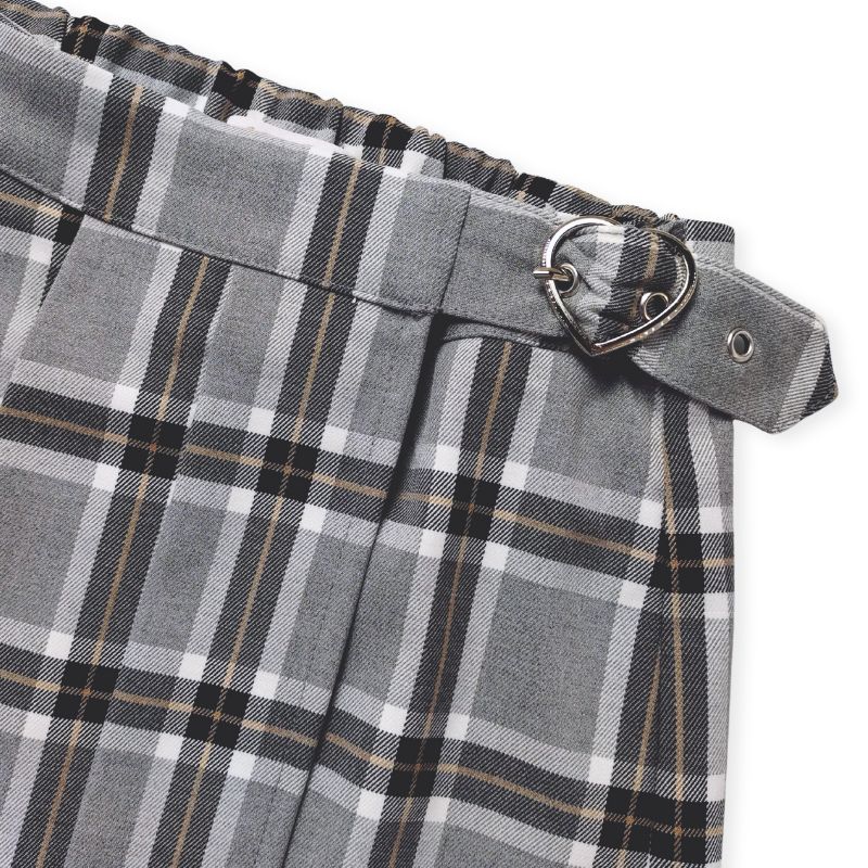お洒落なグレーチェックの巻きスカート風キュロットパンツ