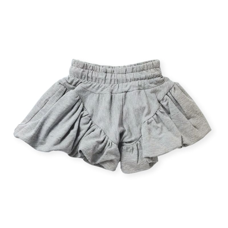 バルーンスタイルのキュロットパンツ