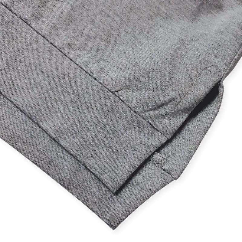 シルバーボタン・さらっとしたお生地のスウェット